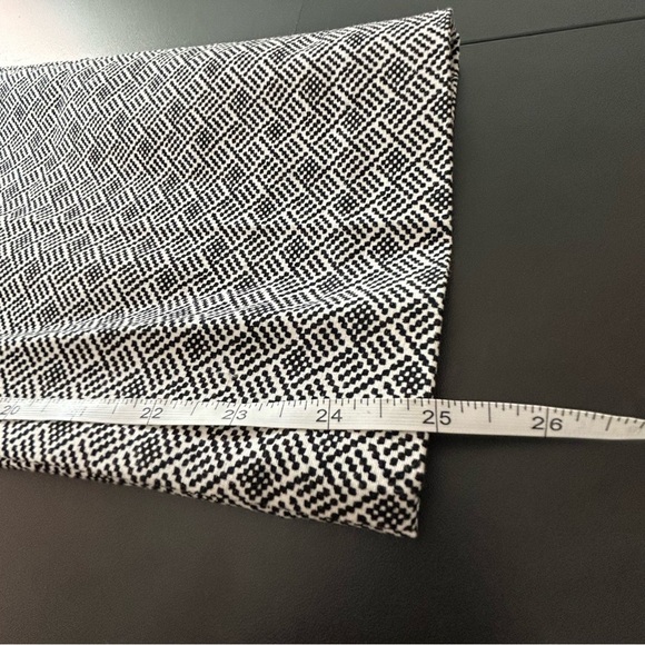 Old Navy Harper Pant Mid-Rise Ankle Women's Black White Abstract Print Size 12 - Picture 8 of 9